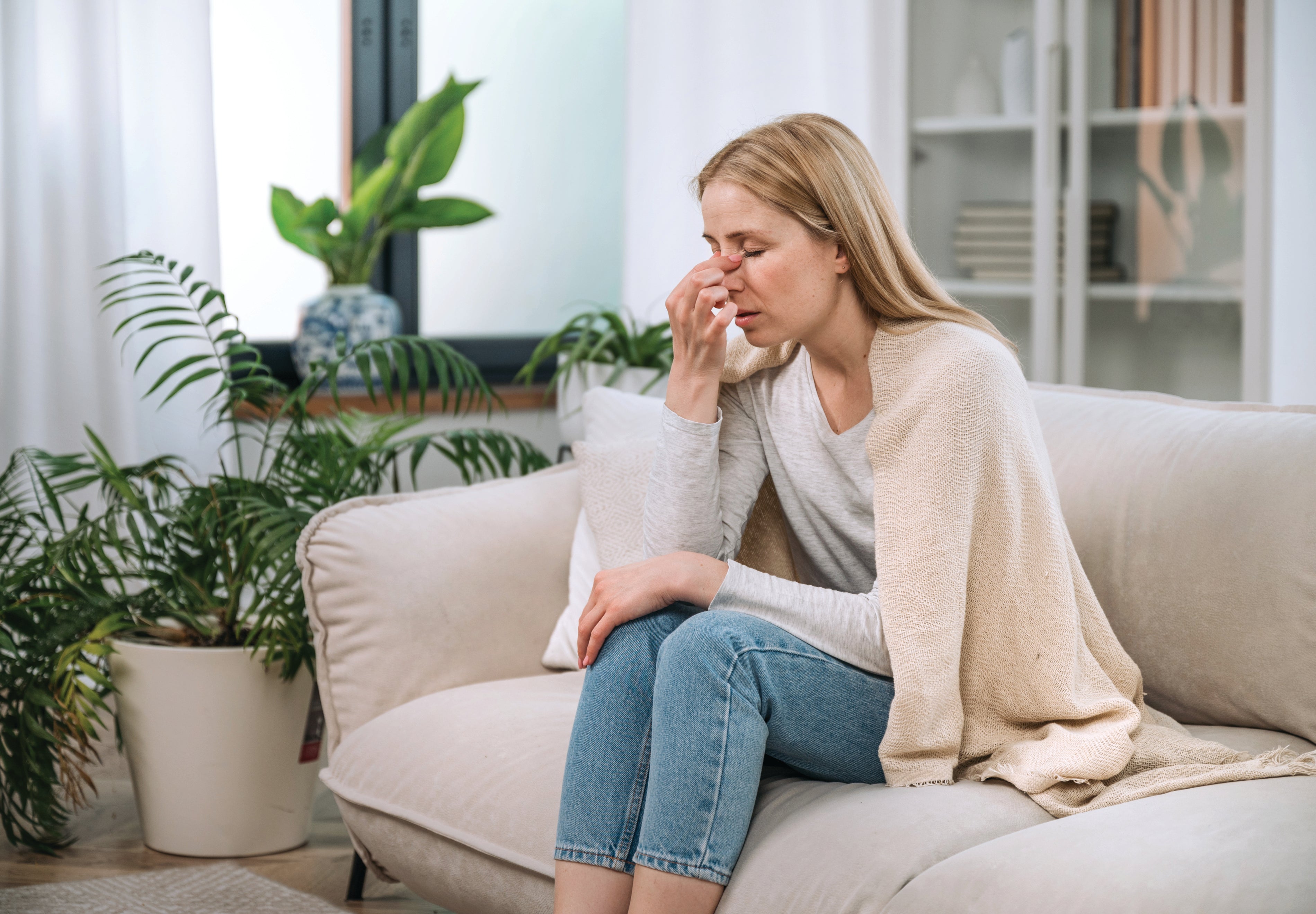 Mold & Mycotoxins: 10 Warning Signs of Toxic Mold Exposure & How to Detox
