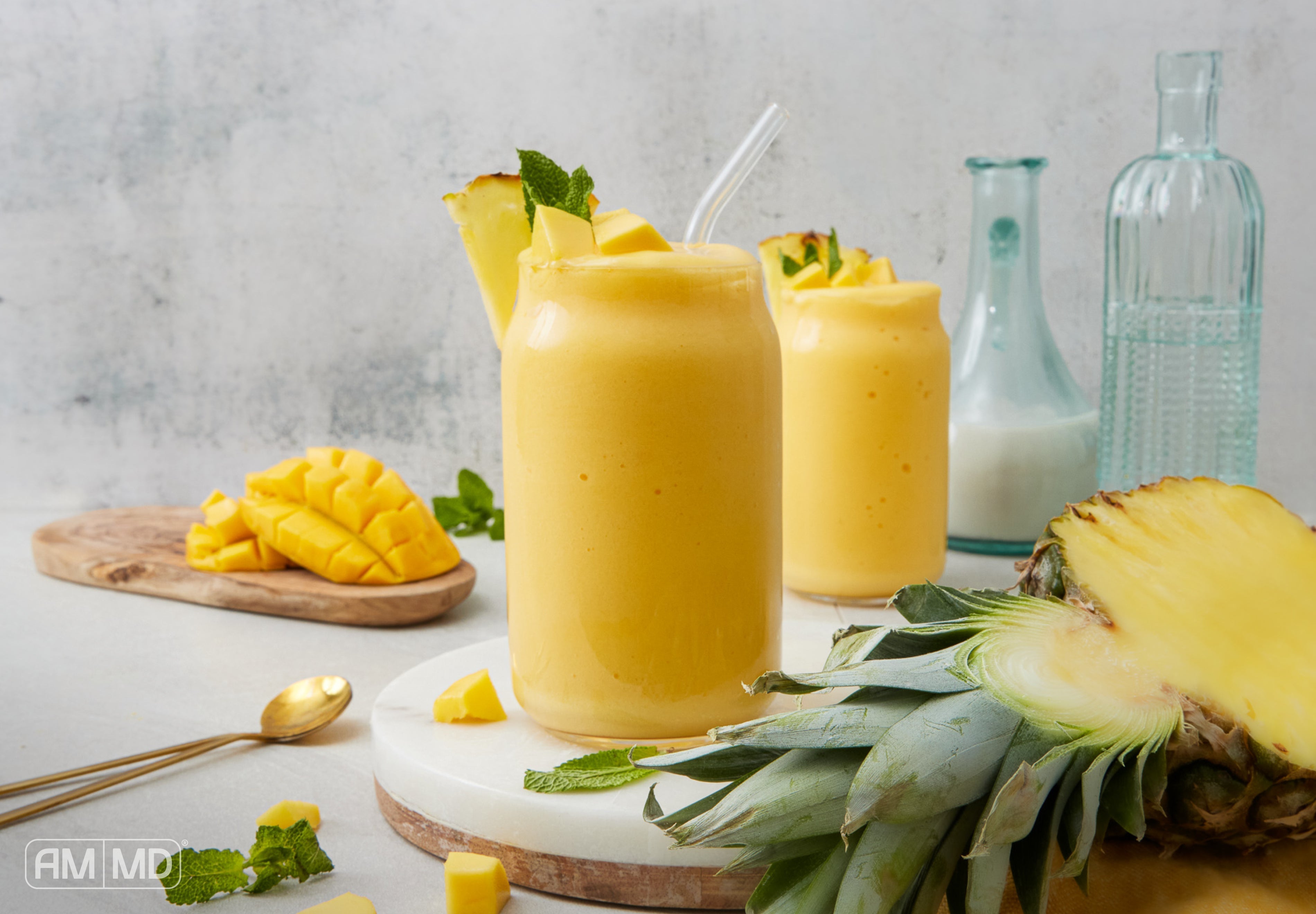 Pineapple and Turmeric Smoothie - AMMD™